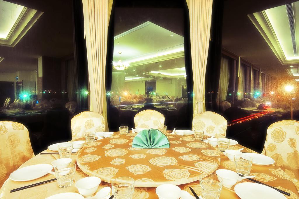 Yaling Hotel Magong Exterior photo