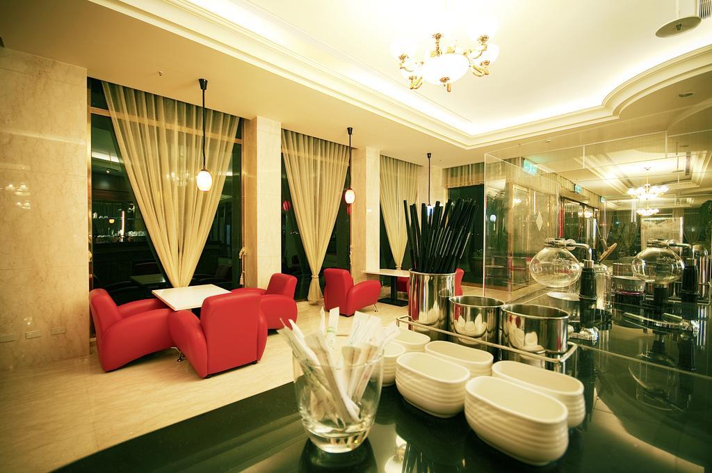Yaling Hotel Magong Exterior photo