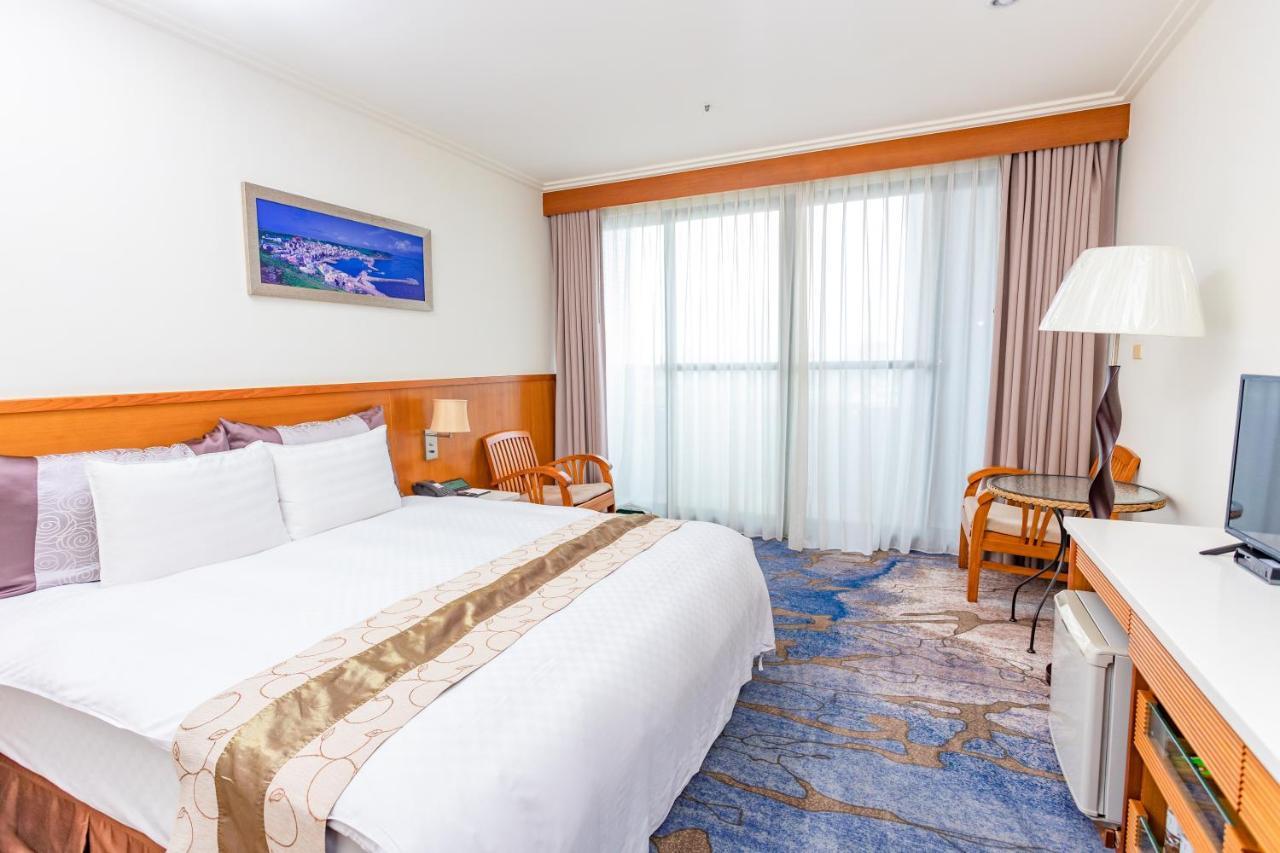 Yaling Hotel Magong Exterior photo