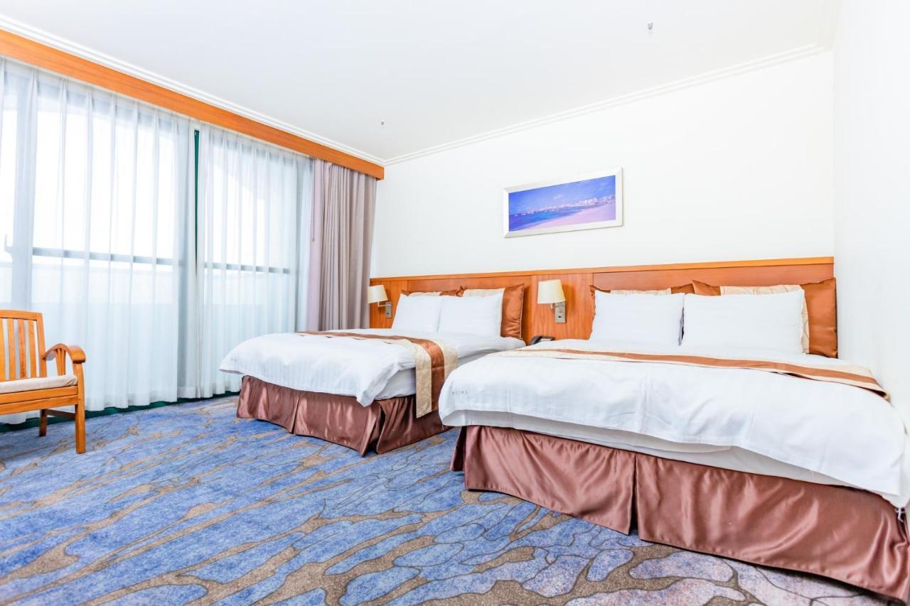 Yaling Hotel Magong Exterior photo